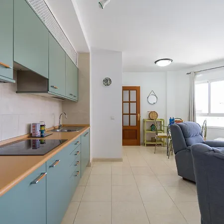 Apartment Homeforguest Apartamento Con Terraza En El Puerto De
