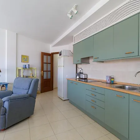 Homeforguest Apartamento Con Terraza En El Puerto De Apartment *
