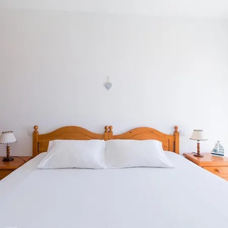 Homeforguest Apartamento Con Terraza En El Puerto De * Corralejo