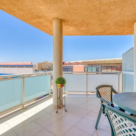 Apartment Homeforguest Apartamento Con Terraza En El Puerto De